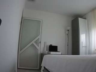 voyeurcam charmhellen kitchen